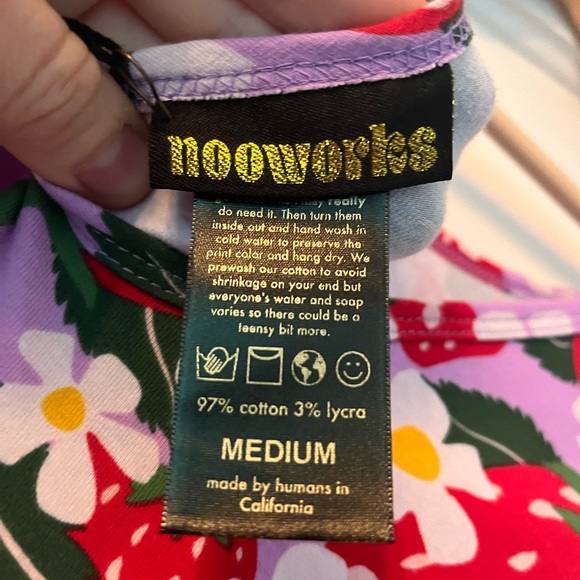 Brand new size medium Natalie dress - Picture 4 of 4